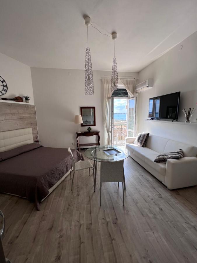 سيراكوزا Marconi Sea View Apartments المظهر الخارجي الصورة